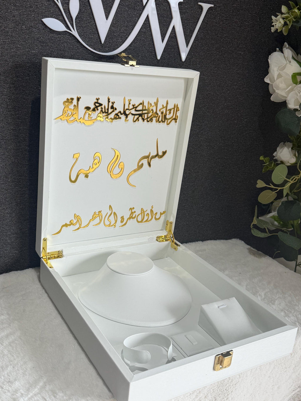 Personalized Engagement Jewelry Box for Bride, Custom Mahr Gift, Luxury Wedding Keepsake .