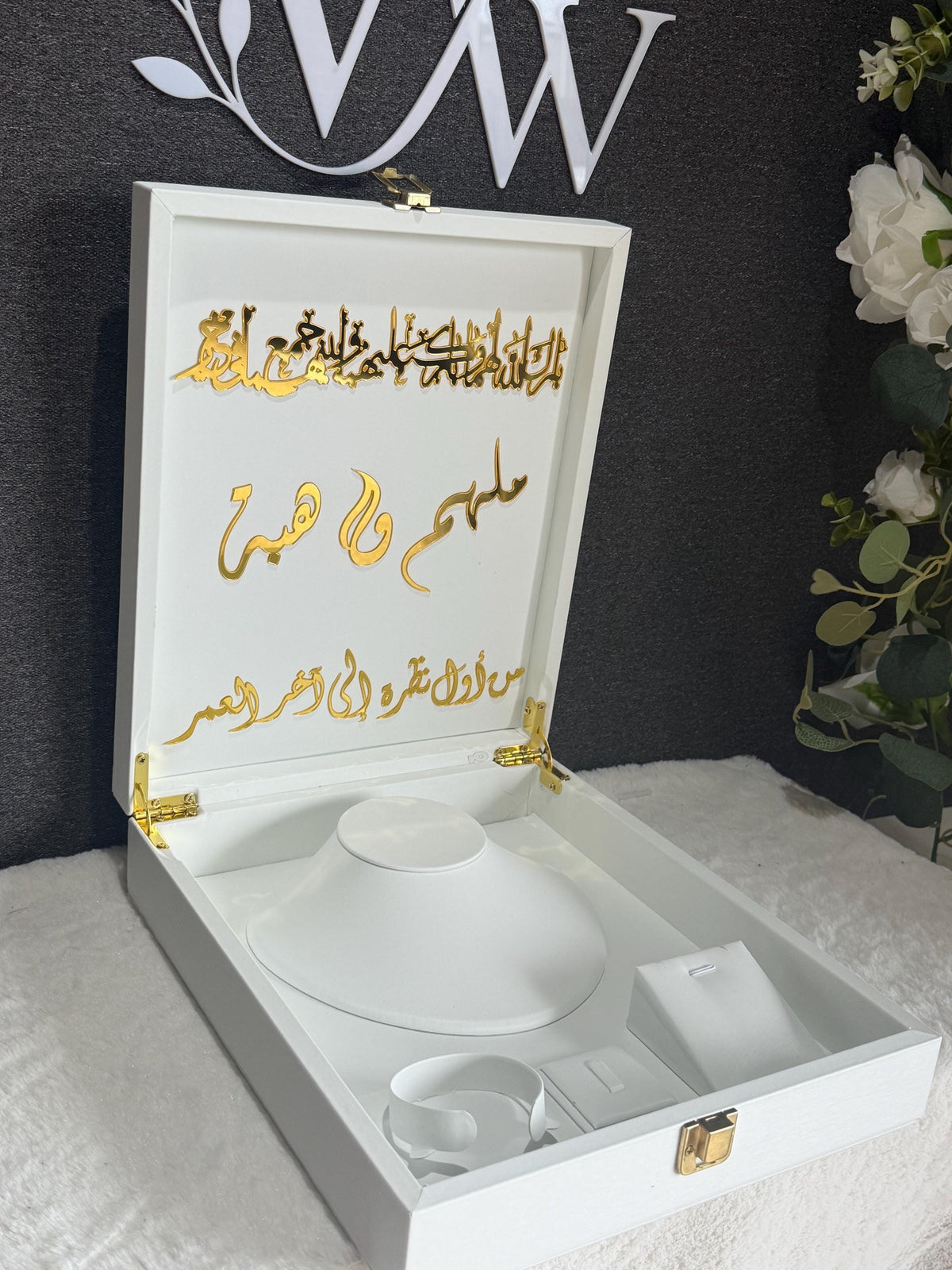 Personalized Engagement Jewelry Box for Bride, Custom Mahr Gift, Luxury Wedding Keepsake .