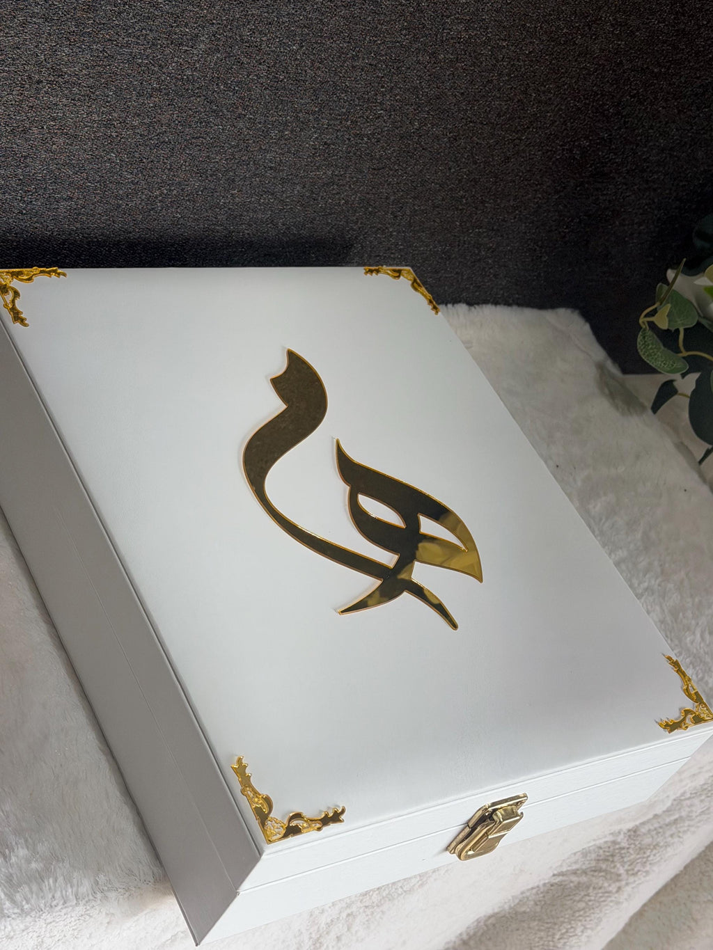 Personalized Engagement Jewelry Box for Bride, Custom Mahr Gift, Luxury Wedding Keepsake .
