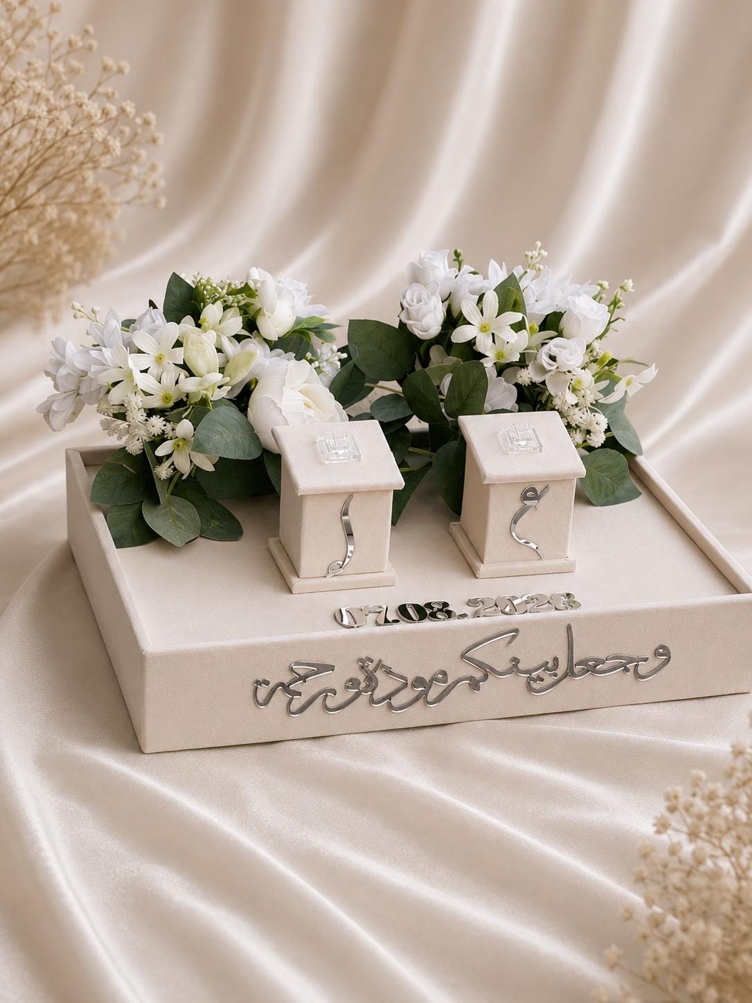 Personalized Velvet Ring Tray, Custom Wedding Keepsake, Floral Bouquet Holder